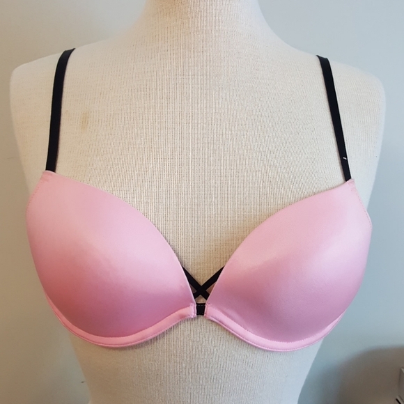 La SENZA Other - 3/$30💥 La Senza Plunge Bra THE SHOW OFF (32D)
